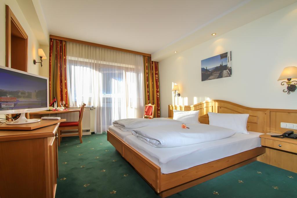 Tiroler Adler - Hotel 3*